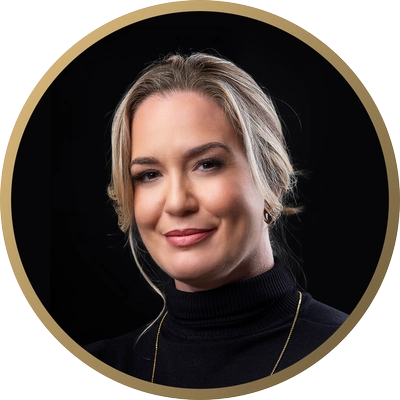 016-Renata Monteiro Andrade de Paula
